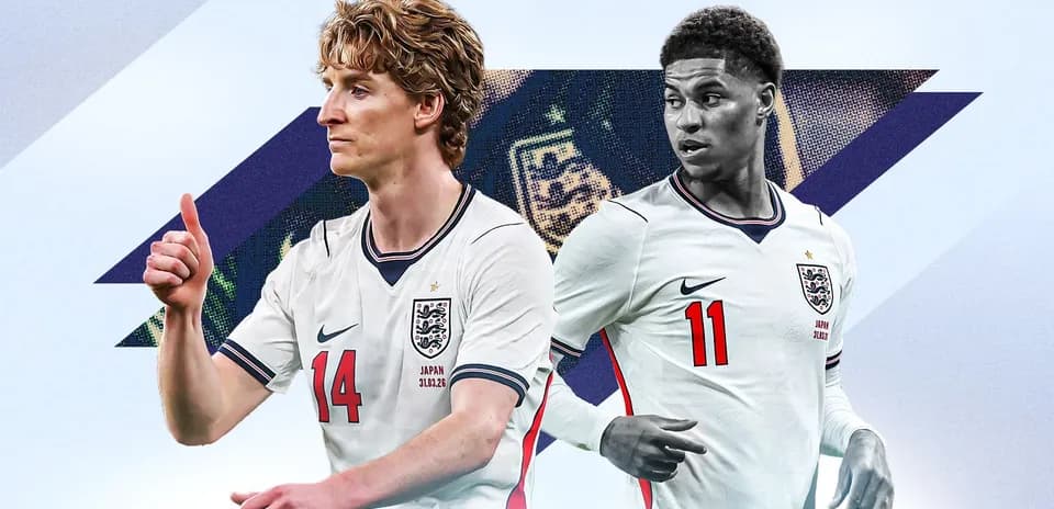Jugadores de Inglaterra en uniforme de fútbol