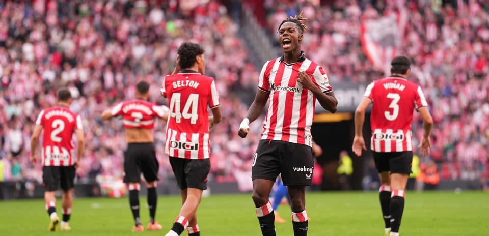Jugadores de Athletic Club celebrando un gol
