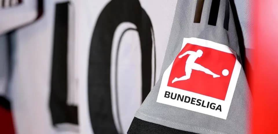 Etiqueta de camiseta con logo de Bundesliga