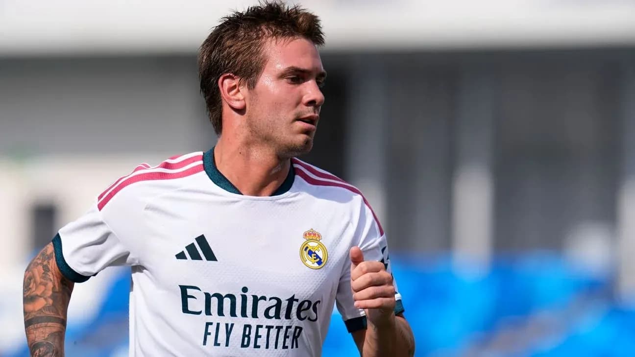 Jugador de Real Madrid entrenando en el campo