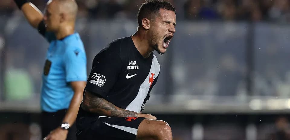 Jugador celebrando un gol en partido de fútbol