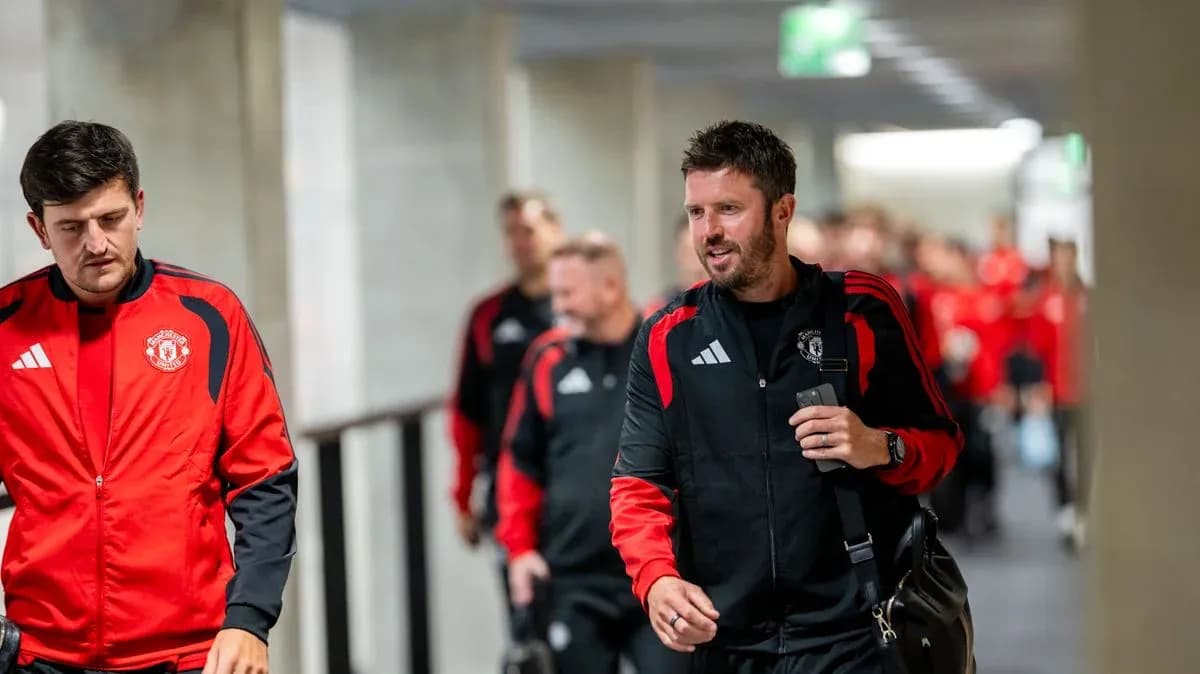 Jugadores de Manchester United llegando al vestuario