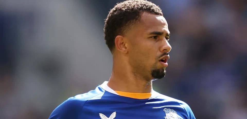 Jugador de Everton en el campo durante un partido
