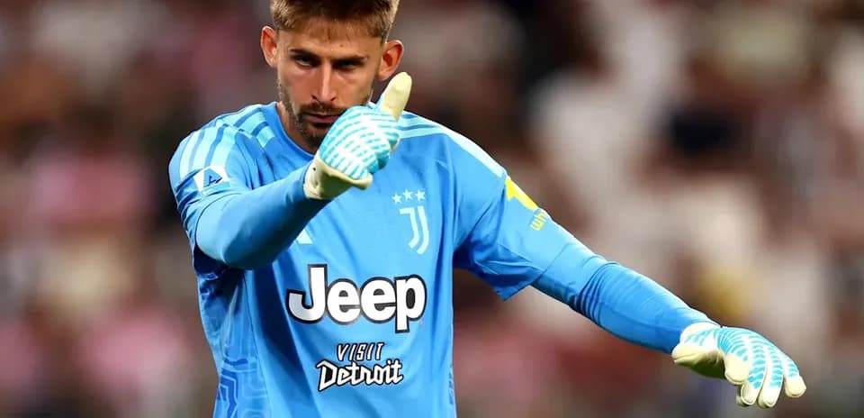 Portero de Juventus dando un pulgar arriba