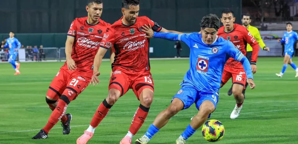 Cruz Azul contra Atlas en Liga MX 2025