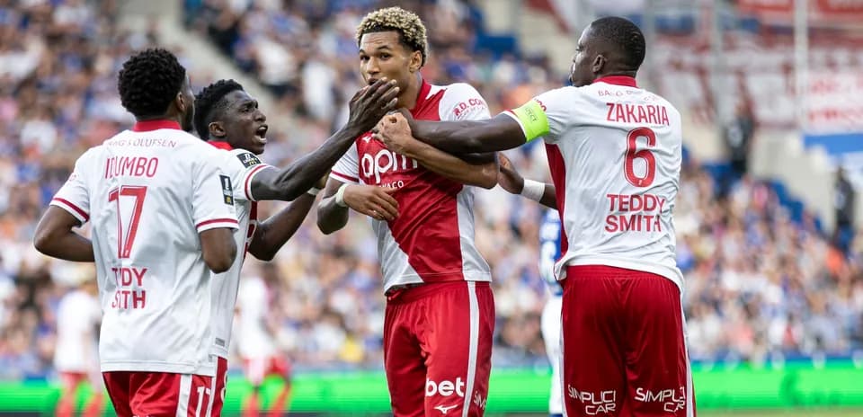 Jugadores de AS Monaco celebrando un gol en partido