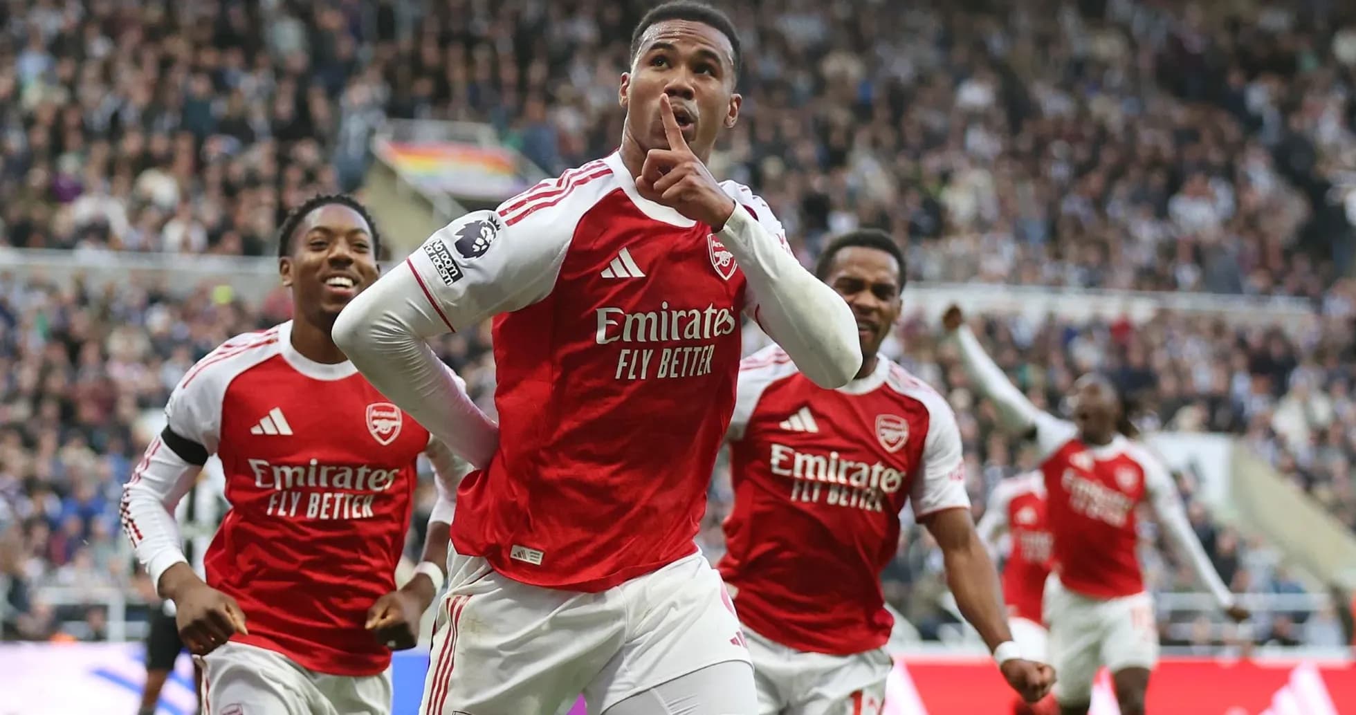 Jugadores del Arsenal celebrando un gol en el estadio