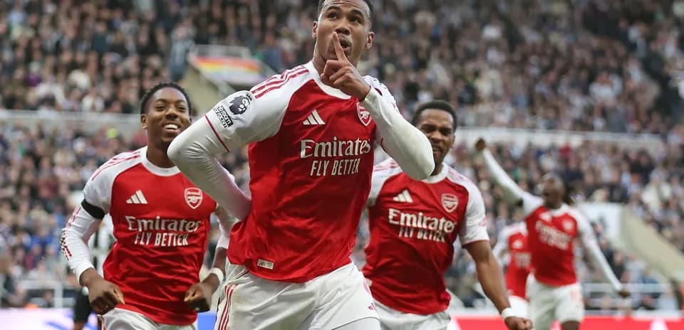 Jugadores del Arsenal celebrando un gol en el estadio