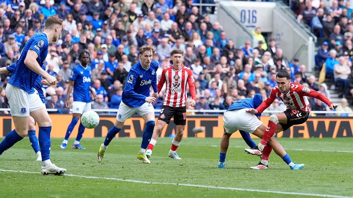 Acción del partido entre Everton y Sunderland