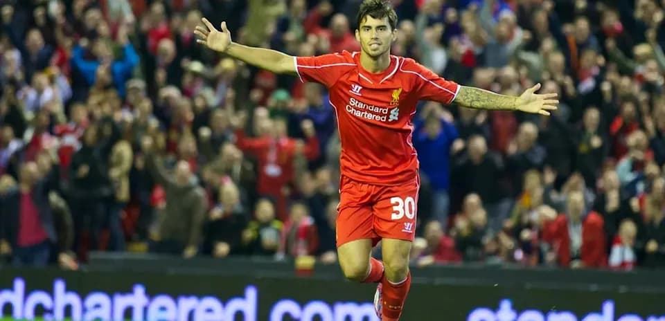 Jugador de Liverpool celebrando un gol en Anfield