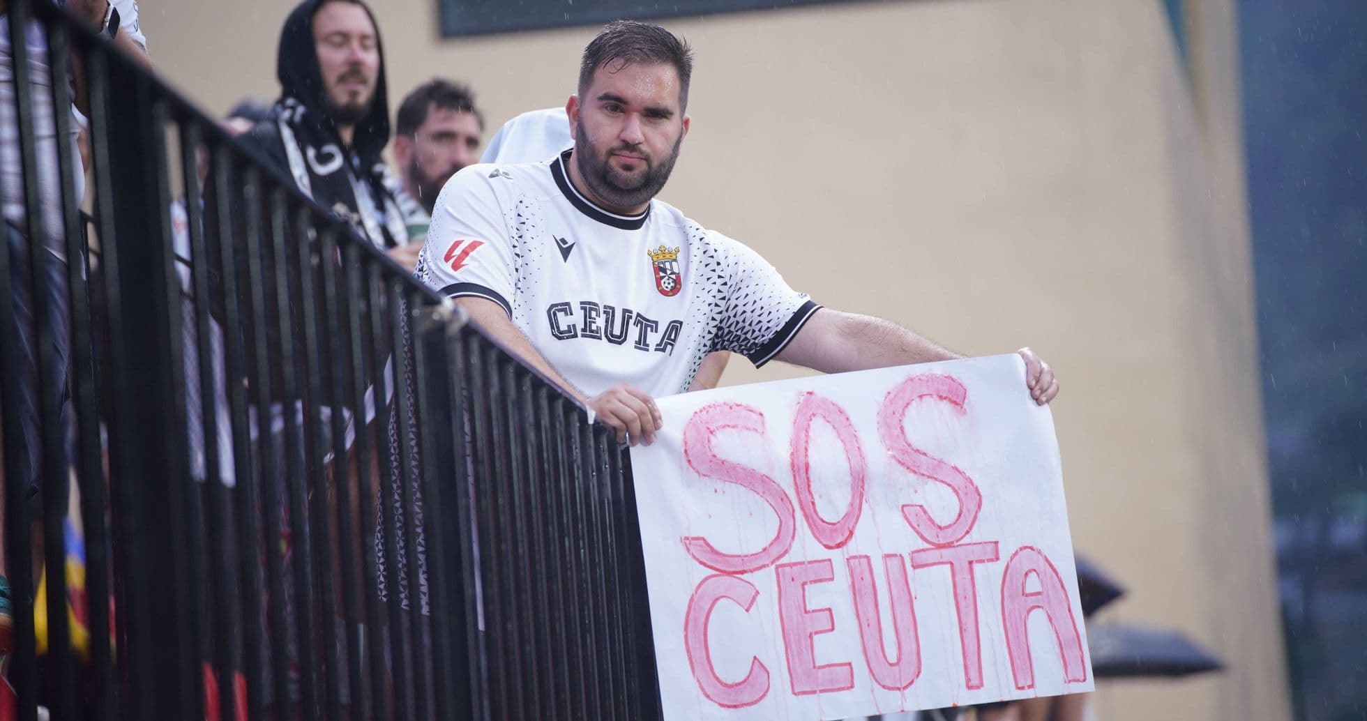 Crisis en la frontera obliga a 15 jugadores a cancelar fichajes con AD Ceuta