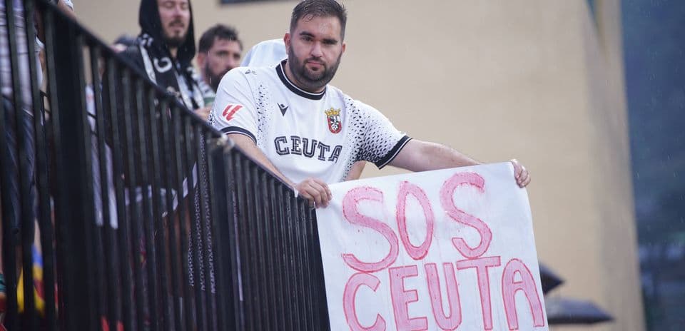 Crisis en la frontera obliga a 15 jugadores a cancelar fichajes con AD Ceuta