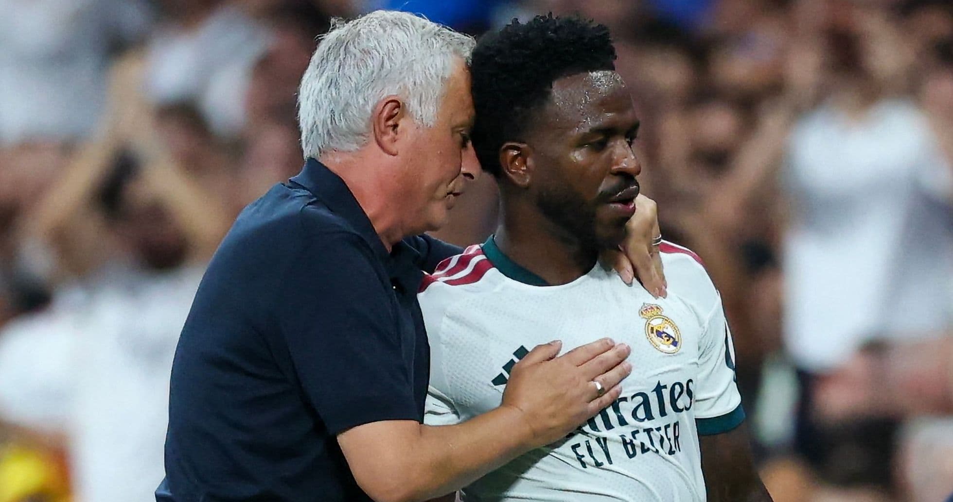 José Mourinho defiende a Vinicius Junior tras silbidos en victoria del Real Madrid ante Inter