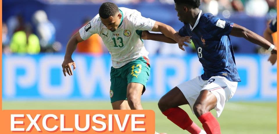 Liverpool entre clubes que negocian por el traspaso de Iliman Ndiaye