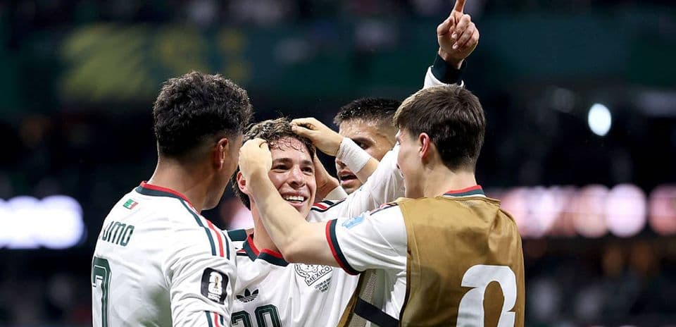 Calificaciones de los Jugadores de México contra Chequia: Una Segunda Mitad Mágica para un Grupo de Ensueño