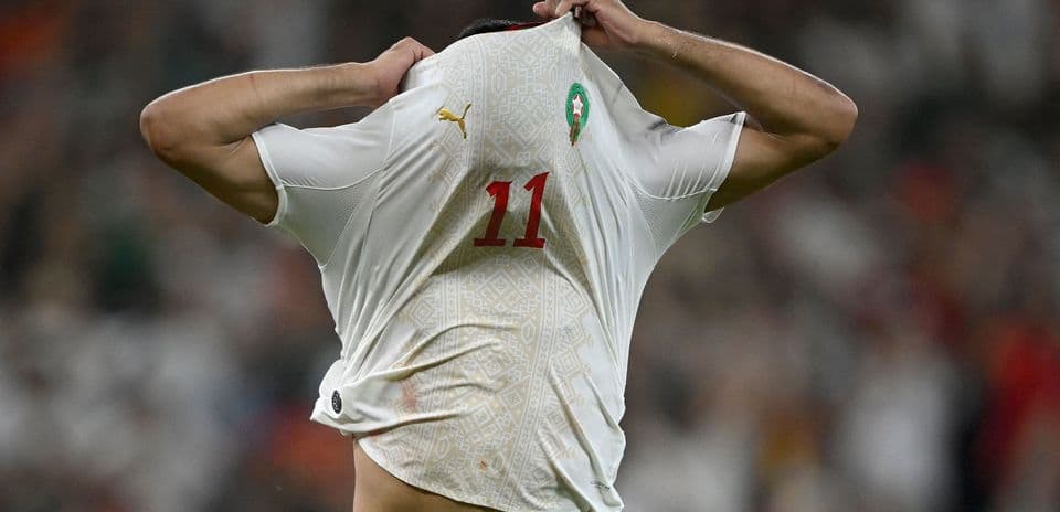 Gran contratiempo para Marruecos: su delantero estrella no jugará el cuarto de final contra Francia en el Mundial