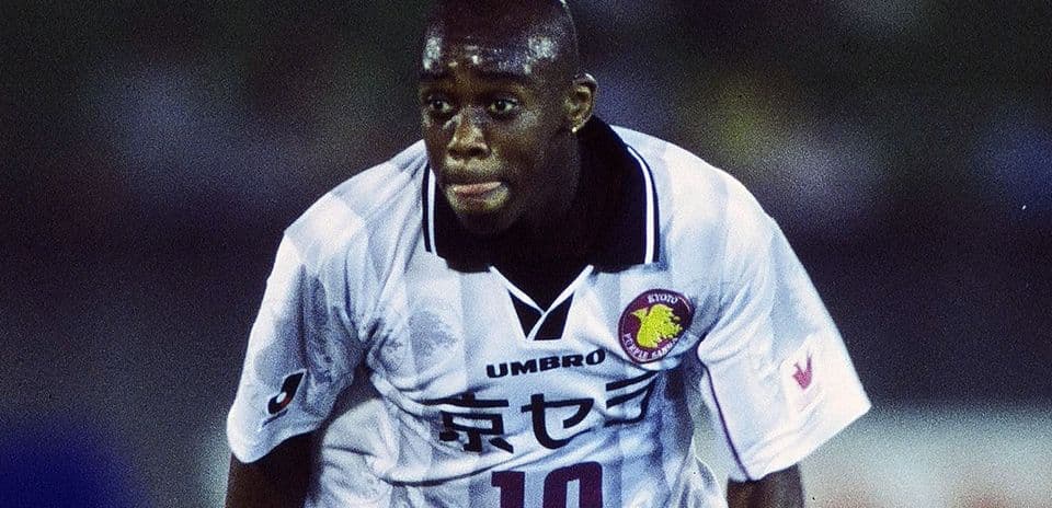 Regis Pitbull, exdelantero de Corinthians y Vasco, vive en las calles tras luchar contra una grave adicción al crack