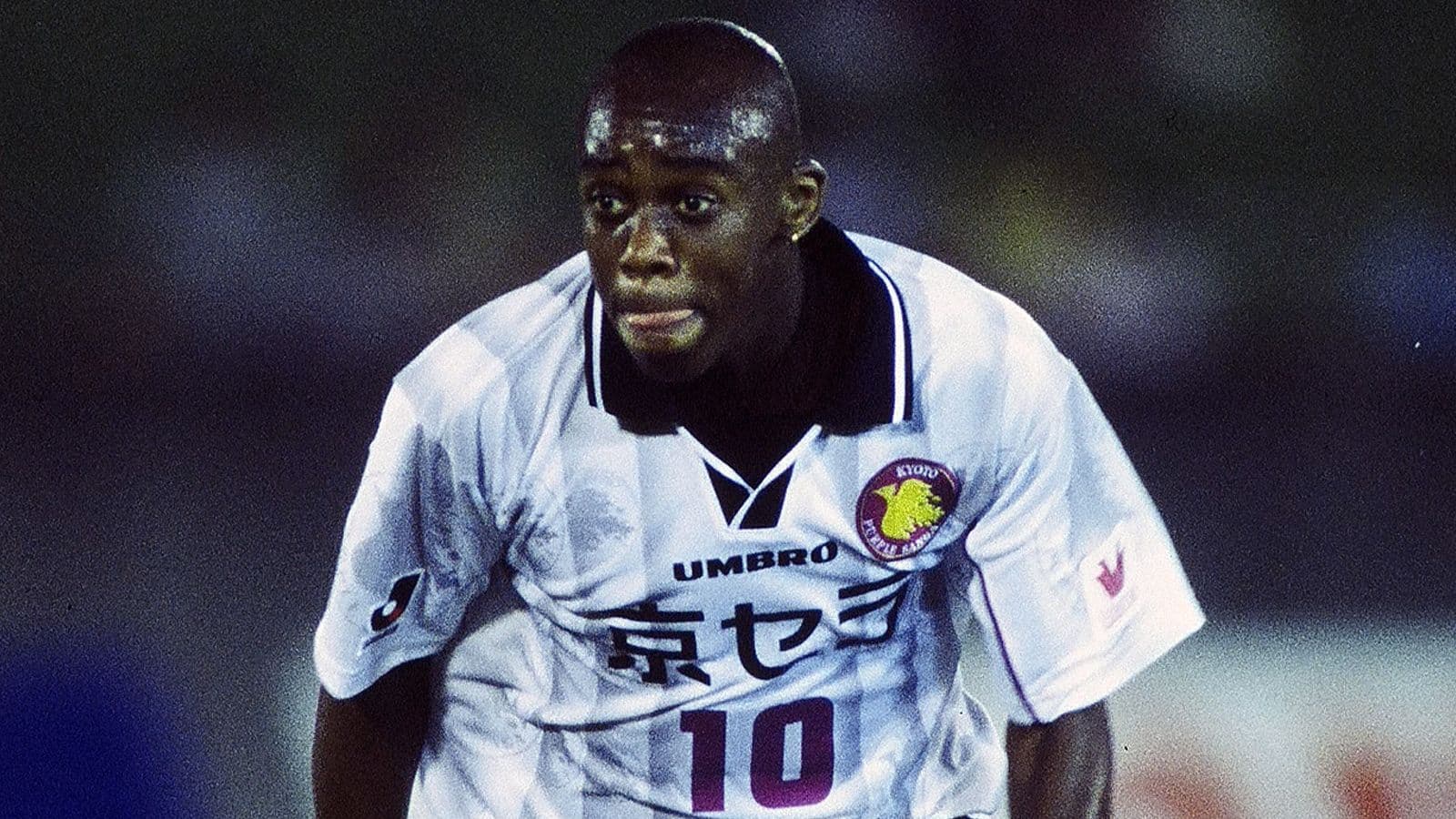 Regis Pitbull, exdelantero de Corinthians y Vasco, vive en las calles tras luchar contra una grave adicción al crack