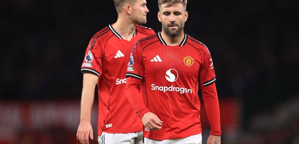Paul Scholes insta a Manchester United a fichar al defensa de Newcastle Lewis Hall por £75 millones tras problemas de Luke Shaw