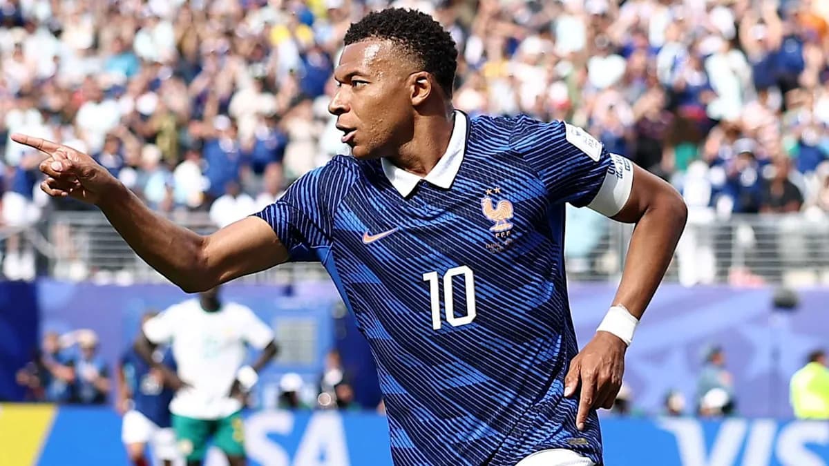 Kylian Mbappé supera a Ronaldo y brilla en la victoria de Francia sobre Suecia en octavos del Mundial