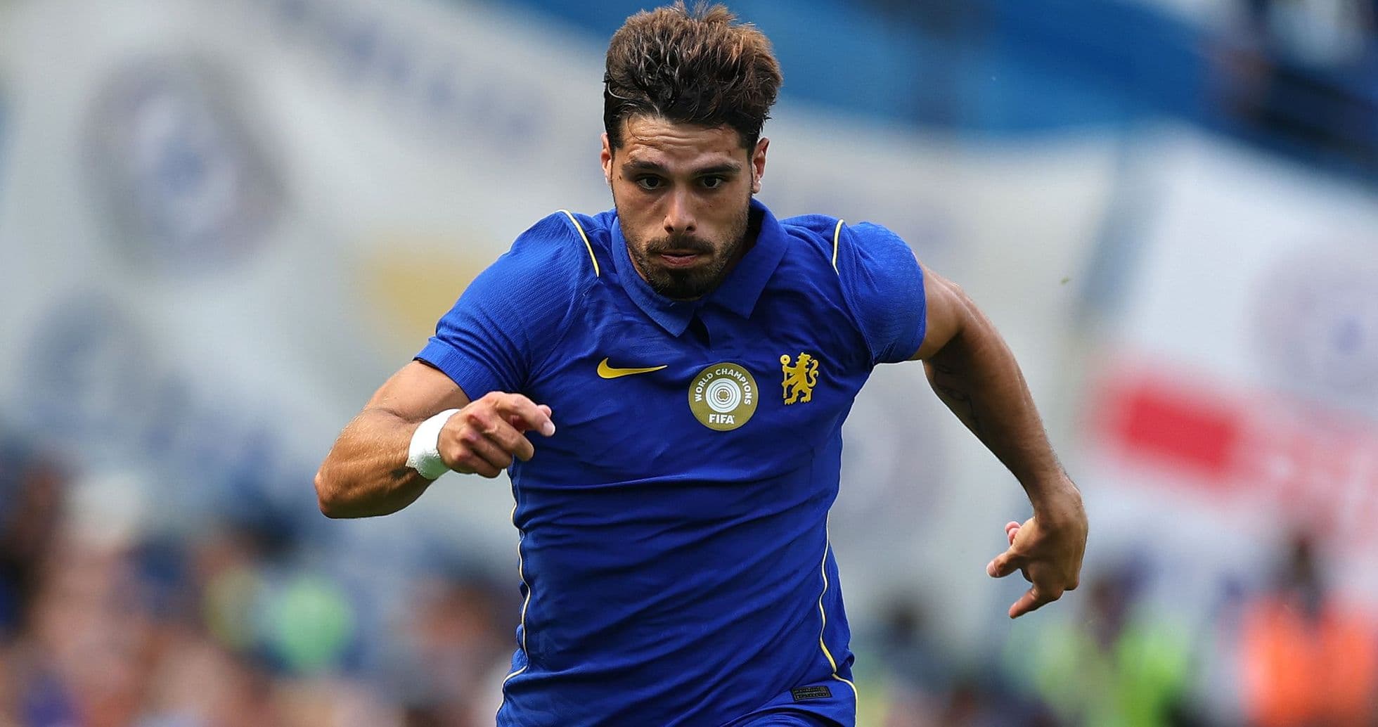 Chelsea fija precio récord por Pedro Neto mientras Al-Hilal acuerda términos personales y complica a Man City y Arsenal