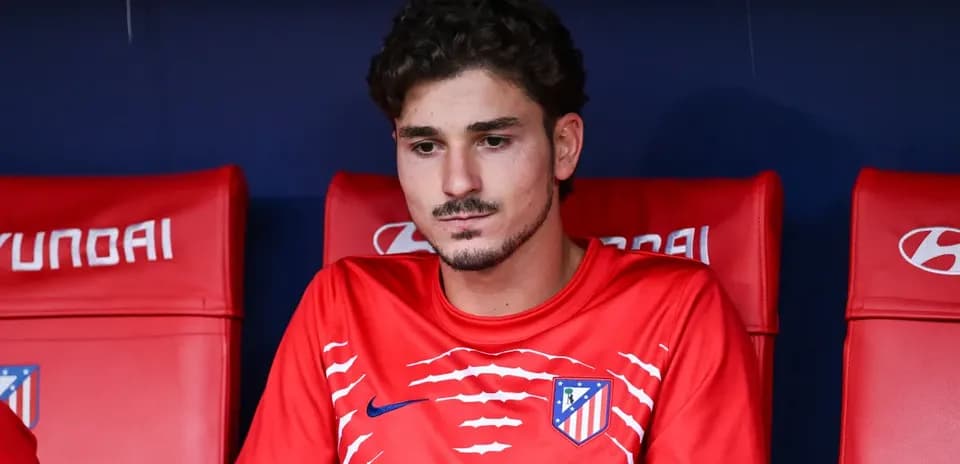 Julian Álvarez enfrenta abucheos en el Metropolitano mientras crecen rumores de transferencia a Barcelona