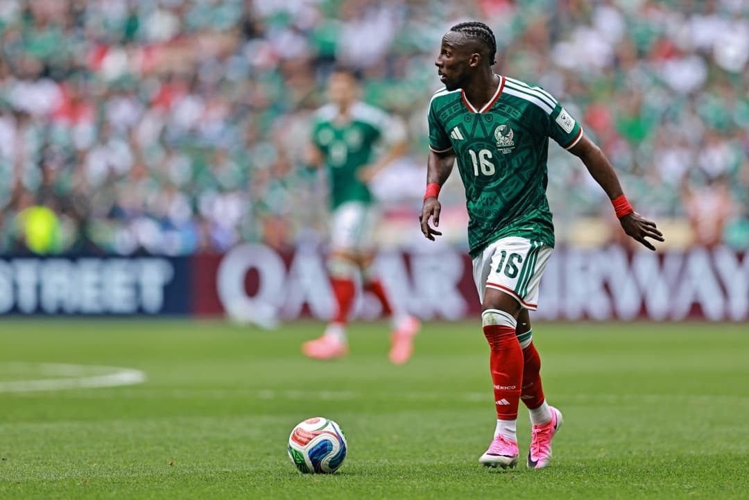 Dos jugadores mexicanos entre los mejores del Mundial 2026 tras la fase de grupos