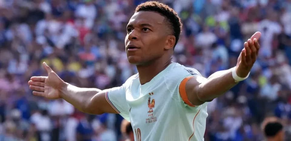 ¿Qué tan rápido es Kylian Mbappé? Comparación con velocistas de la NFL y más