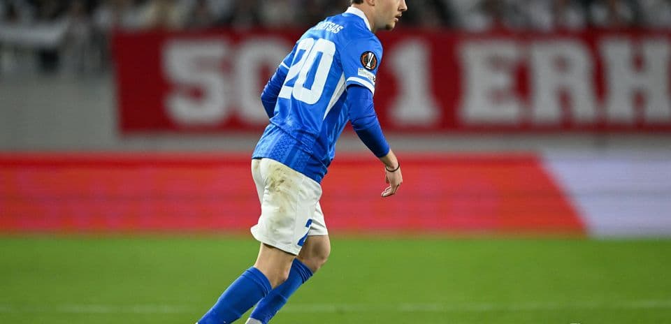 Karetsas firma con Borussia Dortmund tras superar reconocimiento médico