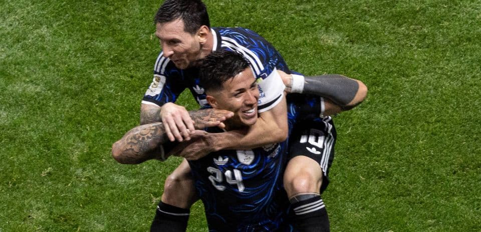 Enzo Fernández rinde emotivo homenaje a Lionel Messi tras su retiro de la selección argentina
