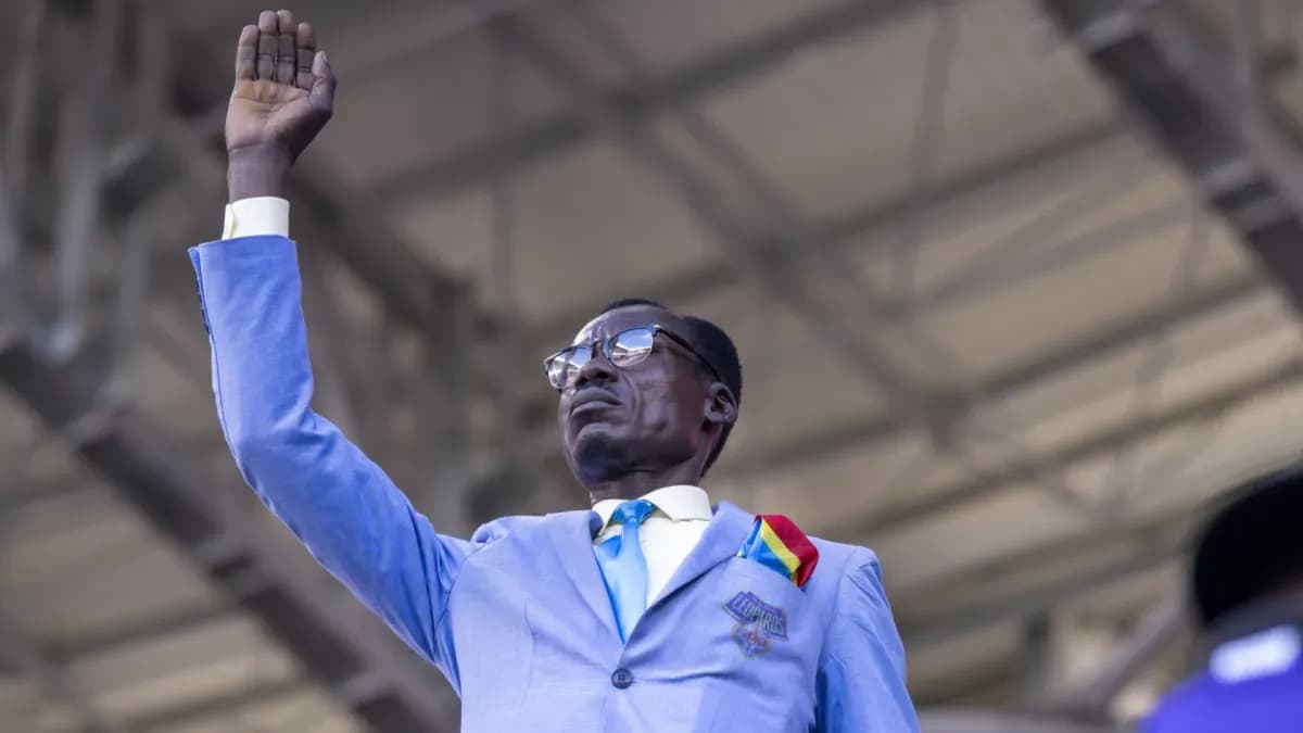 Conoce a Lumumba Vea, el aficionado símbolo de la República Democrática del Congo en el Mundial