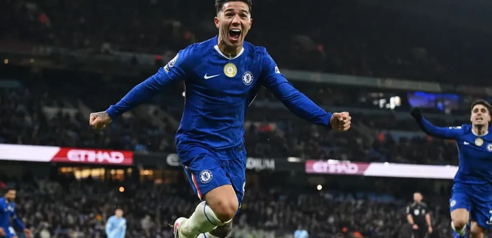 Chelsea fija fecha límite para el fichaje de Enzo Fernández por Manchester City por £120 millones