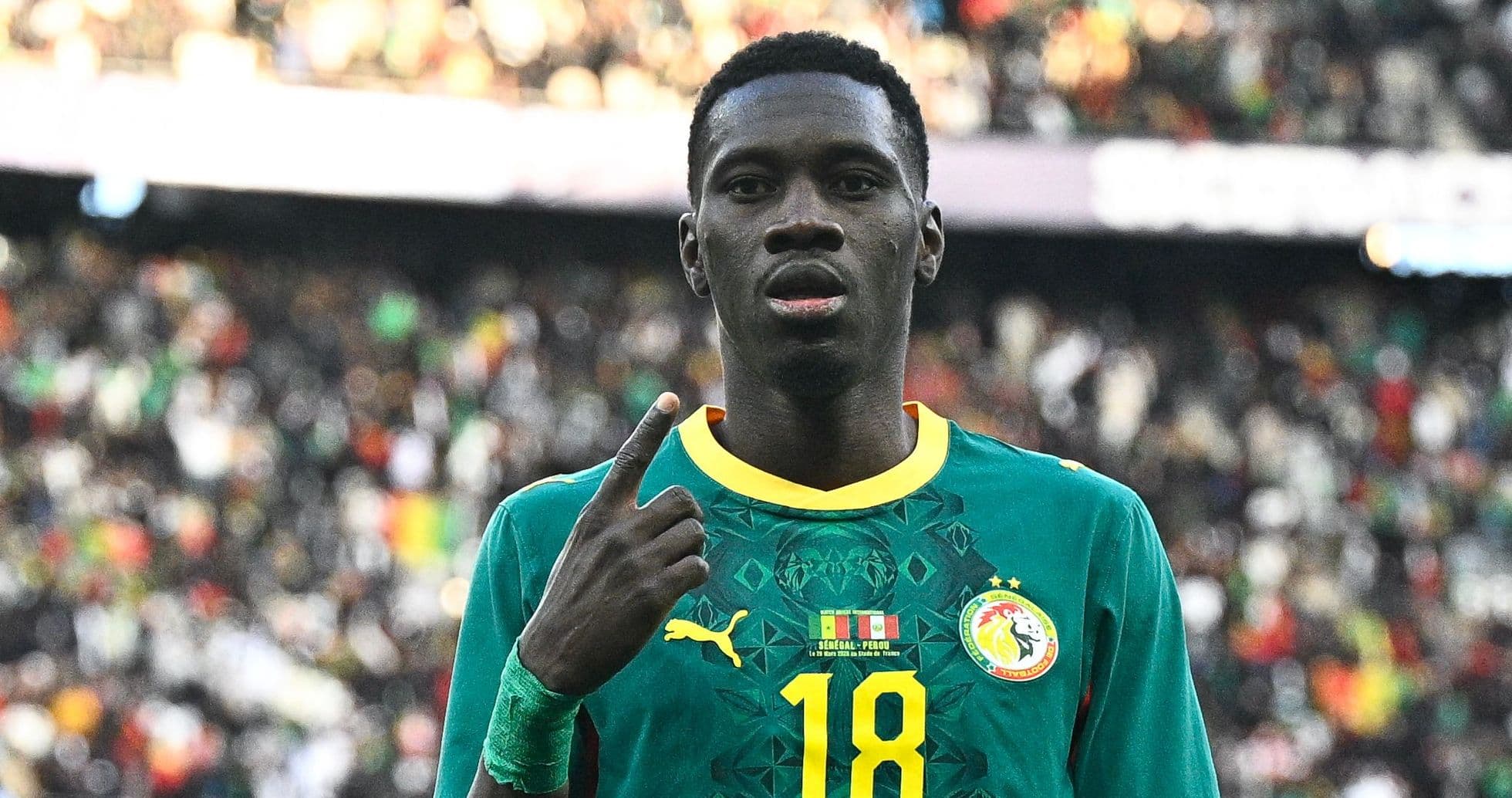 Pierre Sage, entrenador de Crystal Palace, reconoce la dificultad que supone el interés del Liverpool por Ismaila Sarr