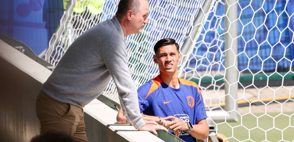 Padre de Tijjani Reijnders revela motivos reales detrás del traspaso de Manchester City a Al Qadsiah