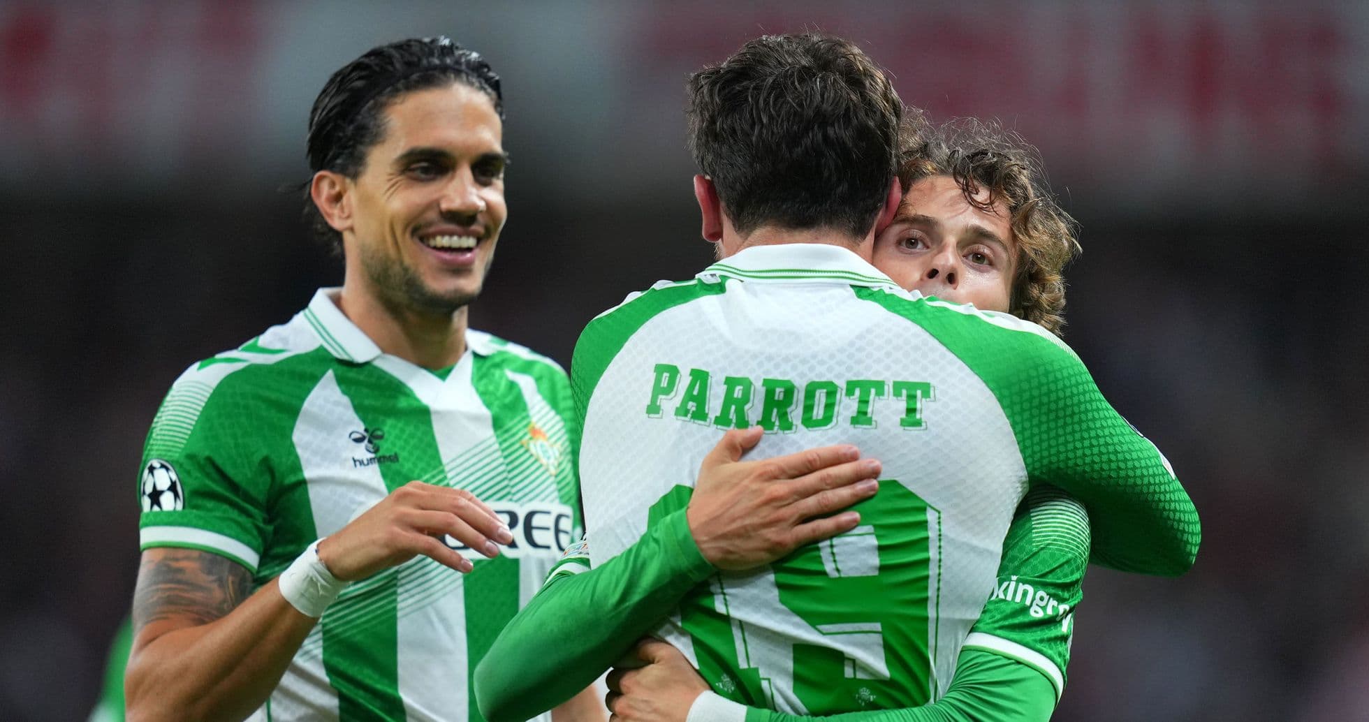 Troy Parrott lidera la remontada del Real Betis ante Lille con tarjeta roja para Ethan Mbappé en Champions League