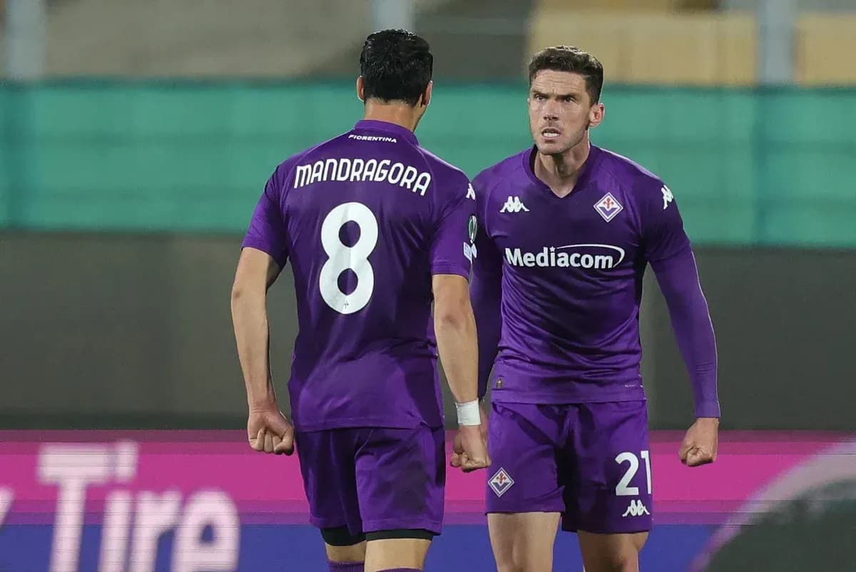 Jugadores de la Fiorentina celebrando un gol Jugadores de la Fiorentina celebrando un gol