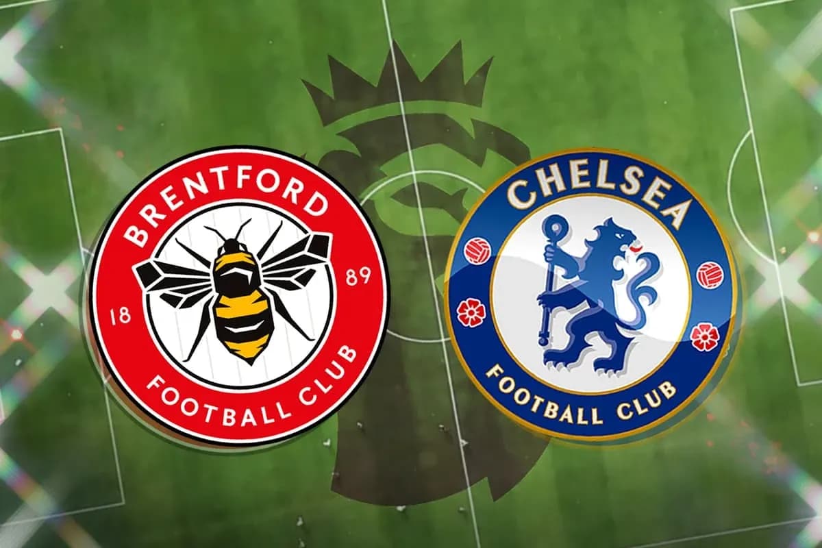 Logos de Brentford y Chelsea en el campo de fútbol Logos de Brentford y Chelsea en el campo de fútbol