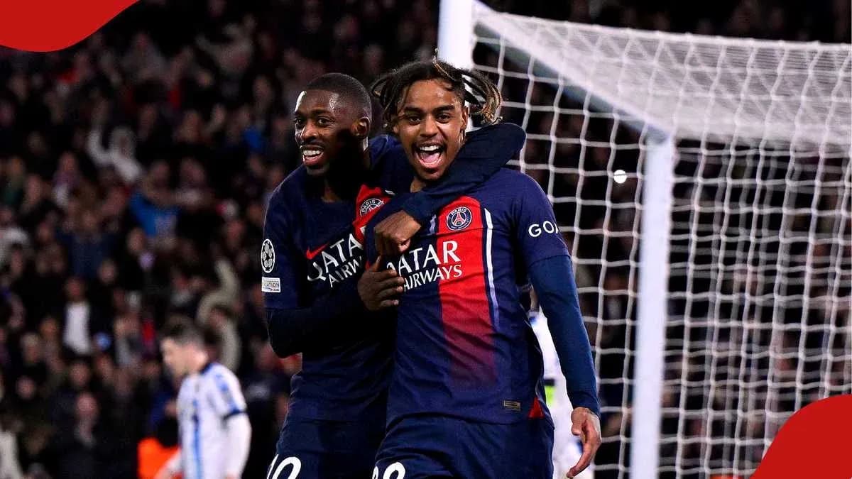 Jugadores de PSG celebrando un gol en partido Jugadores de PSG celebrando un gol en partido