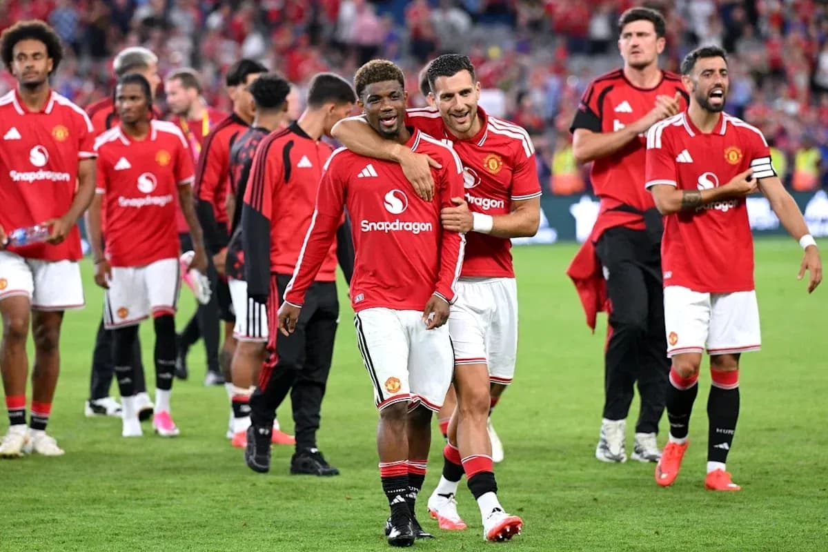 Jugadores de Manchester United celebrando tras un partido Jugadores de Manchester United celebrando tras un partido