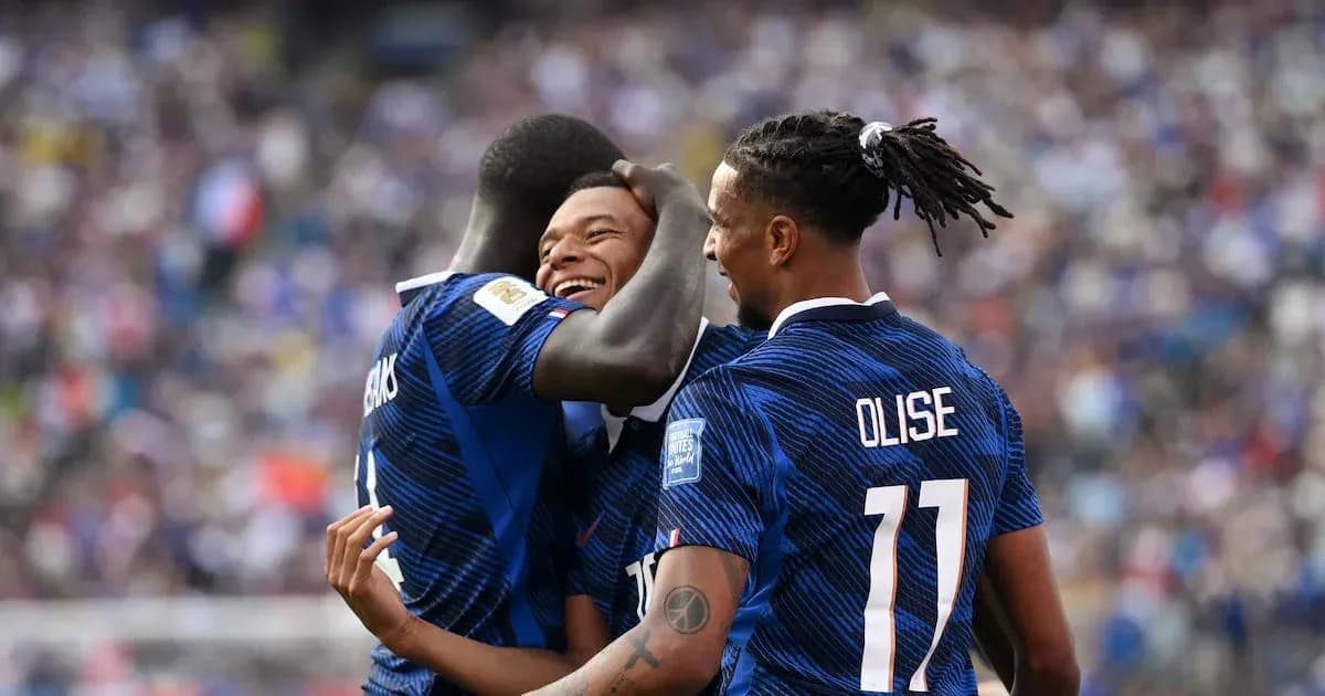 Jugadores de Francia celebrando un gol en el partido Jugadores de Francia celebrando un gol en el partido