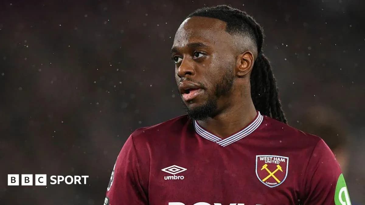 Jugador de West Ham United en el campo Jugador de West Ham United en el campo