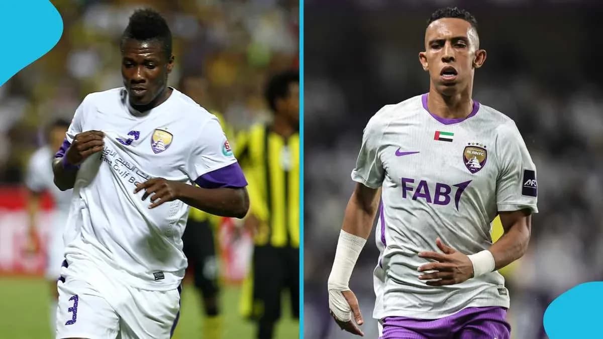 Dos jugadores de Al Ain FC en el campo Dos jugadores de Al Ain FC en el campo