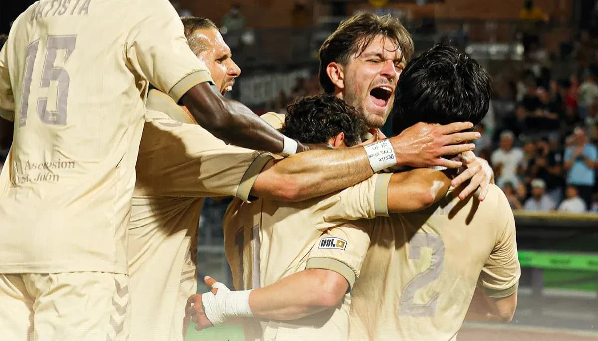Jugadores del Las Vegas Lights celebrando un gol Jugadores del Las Vegas Lights celebrando un gol