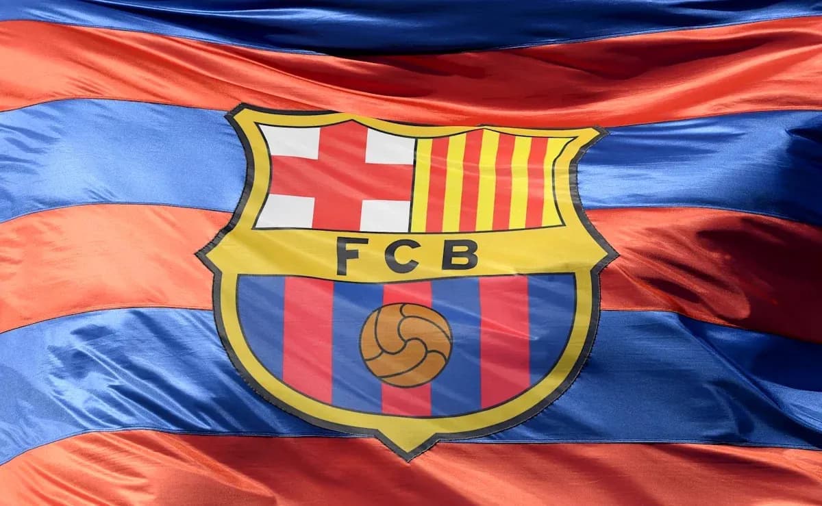 Bandera del FC Barcelona con colores azul y grana Bandera del FC Barcelona con colores azul y grana