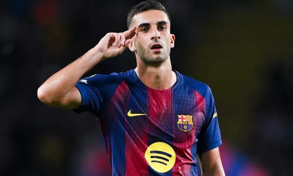 Jugador de FC Barcelona saludando al público Jugador de FC Barcelona saludando al público