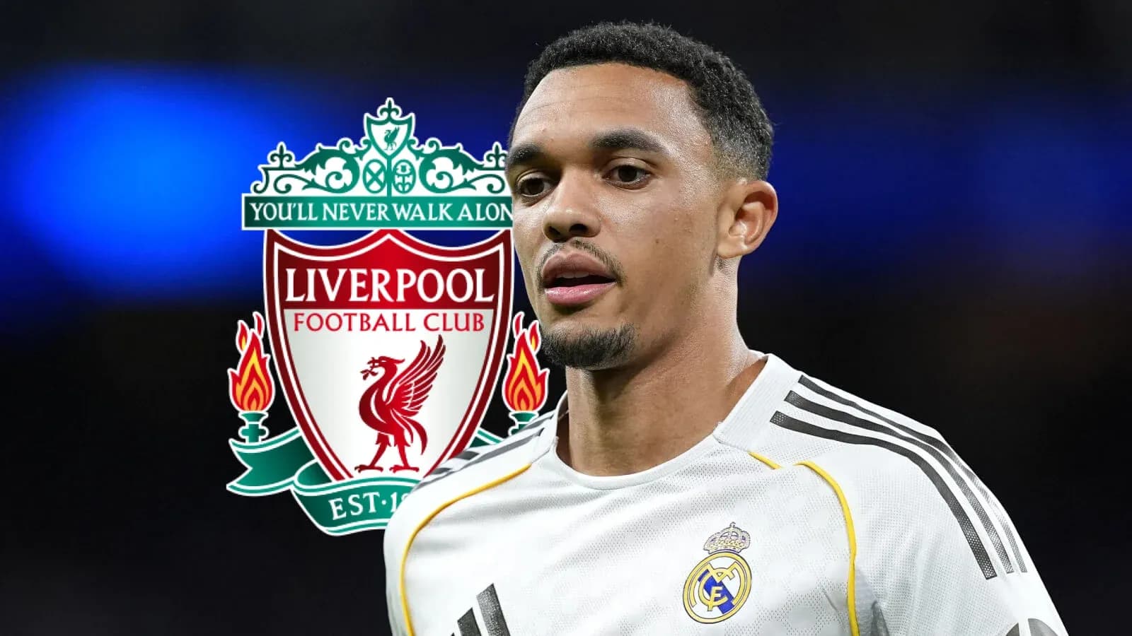 Jugador en primer plano con logotipo de Liverpool Jugador en primer plano con logotipo de Liverpool