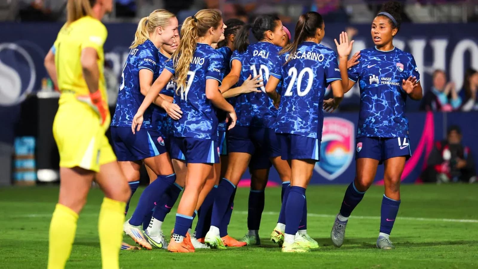 Jugadoras del San Diego Wave celebrando un gol Jugadoras del San Diego Wave celebrando un gol