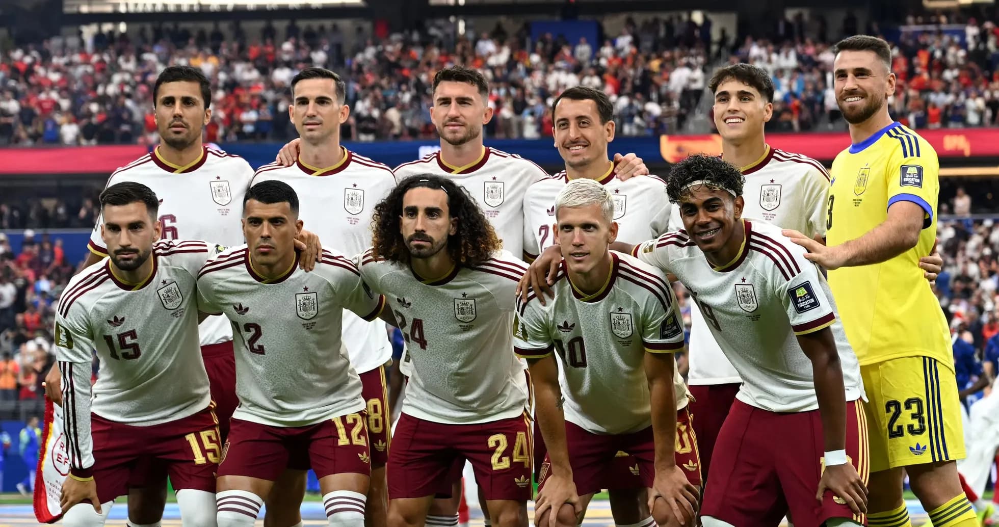 Jugadores de España posando antes del partido Jugadores de España posando antes del partido