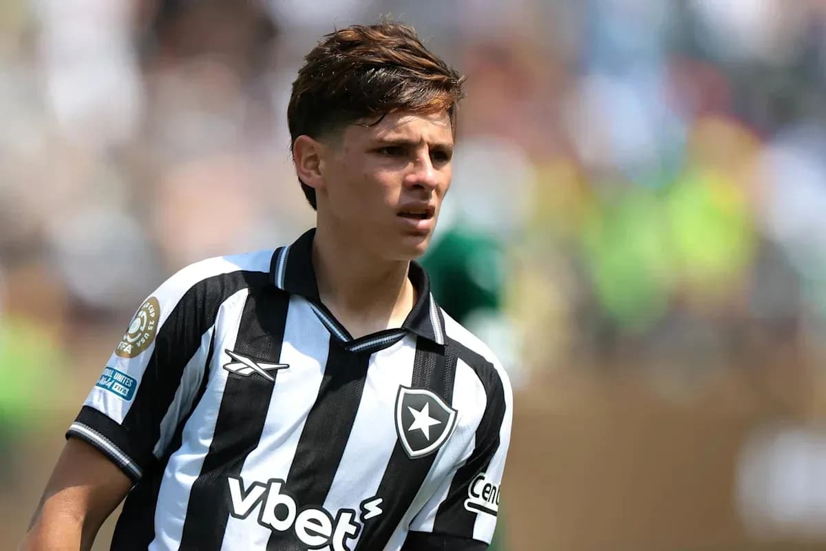 Jugador de Botafogo en acción durante un partido Jugador de Botafogo en acción durante un partido
