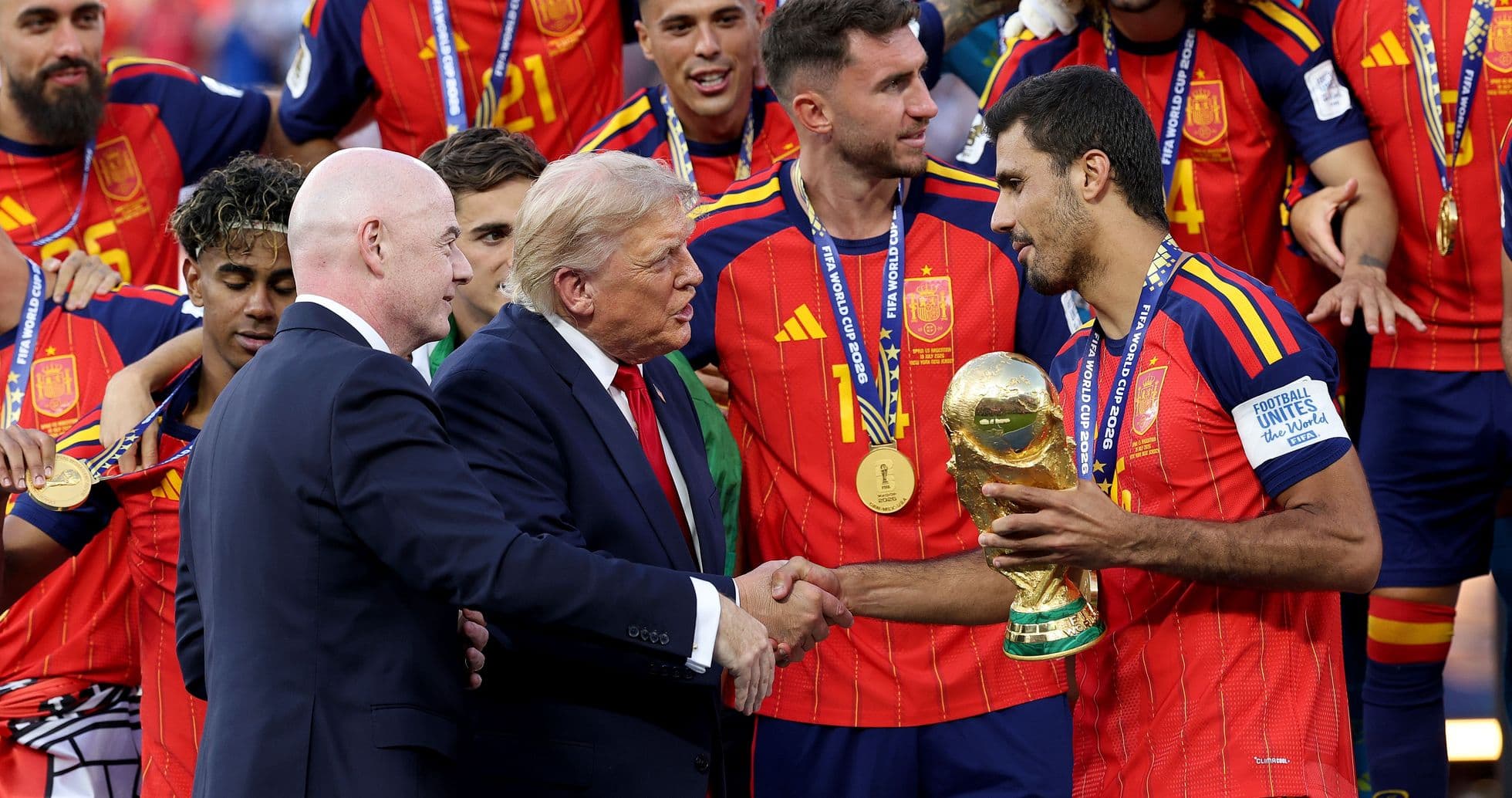 Mundial 2026: Entre el Brillo del Fútbol y la Sombra de la Controversia Mundial 2026: Entre el Brillo del Fútbol y la Sombra de la Controversia